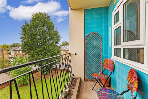 1 bedroom flat for sale, Horne Way, Putney, SW15