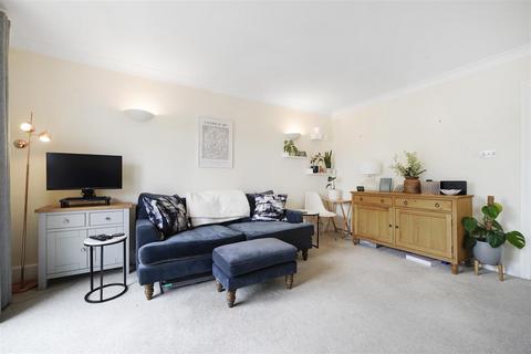 1 bedroom flat for sale, Kendal Place, Putney, London