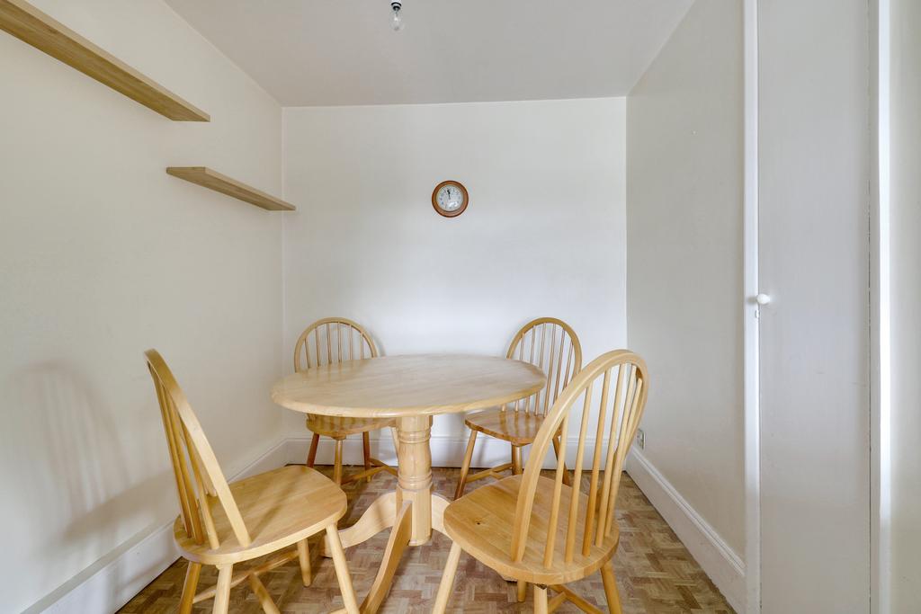 Dining area in kitchen