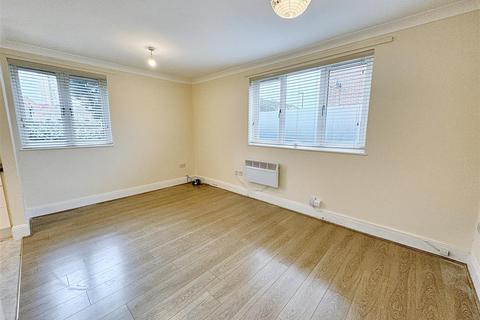 1 bedroom bungalow for sale, Arthingworth Street, London