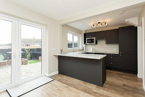 3 bedroom terraced house for sale, Becket Close, Whitstable, CT5