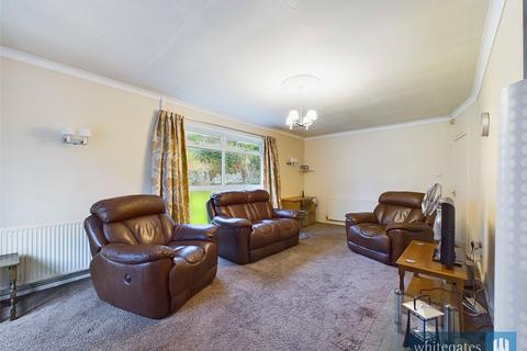 3 bedroom bungalow for sale, Mexborough Road, Bradford, West Yorkshire, BD2