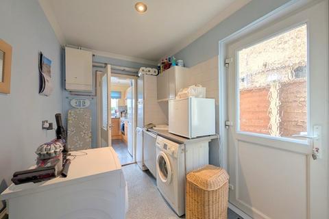 3 bedroom semi-detached house for sale, Sunbury Road, Feltham, TW13