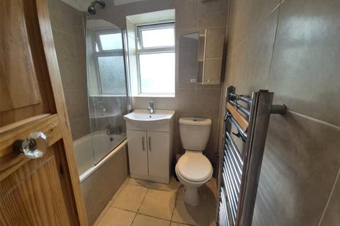 1 bedroom apartment to rent, Coniston Avenue, Perivale, UB6