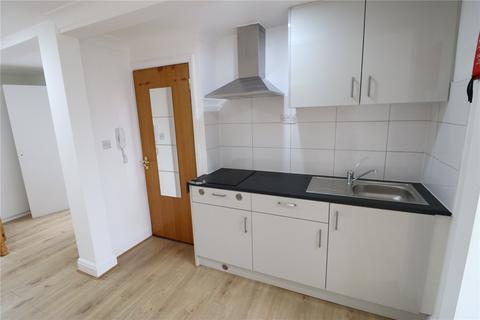 Studio to rent, Raynton Drive, Hayes UB4