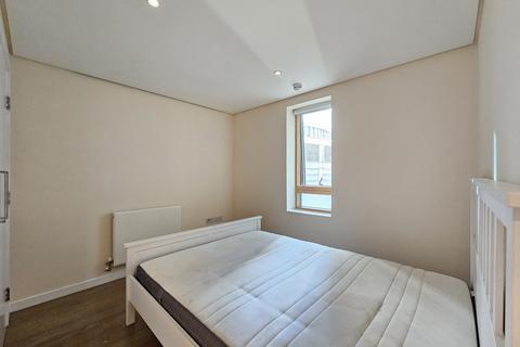 2 bedroom apartment to rent, Merchant Square East, London W2