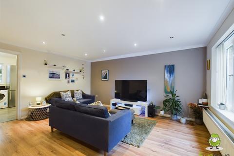 38 Boyce Close, Basingstoke, RG22 4JY