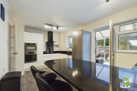 38 Boyce Close, Basingstoke, RG22 4JY