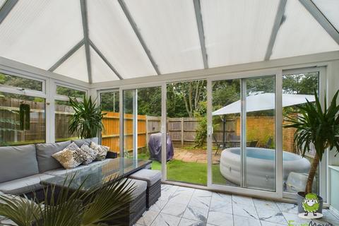 38 Boyce Close, Basingstoke, RG22 4JY