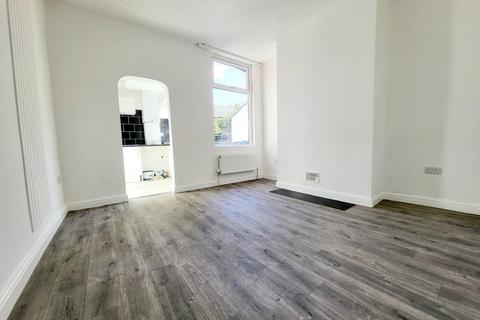 2 bedroom terraced house to rent, Ladysmith Street, Stockport, Greater Manchester, SK3