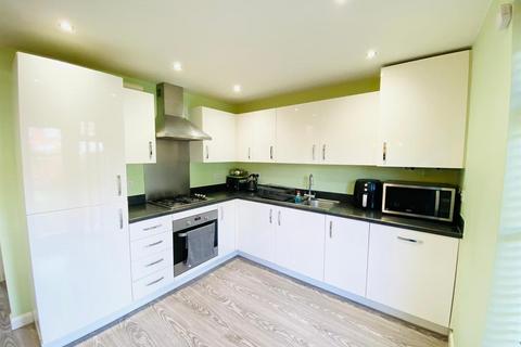 99 Eason Way, Ashton-under-lyne, OL6 9SX