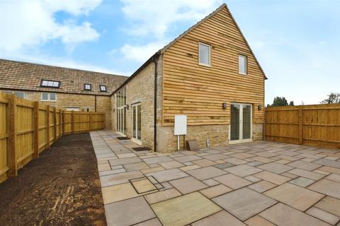 3 bedroom barn conversion to rent, Cavendish Barns, Tallington, Stamford