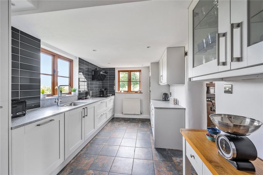 Dalwood, Axminster, Devon, EX13 3 bed detached house for sale £585,000