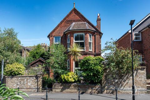 4 bedroom detached house for sale, St. Johns Road, Newport