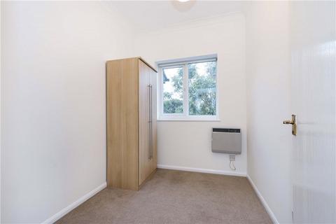 2 bedroom apartment to rent, Chaucer Drive, London, SE1