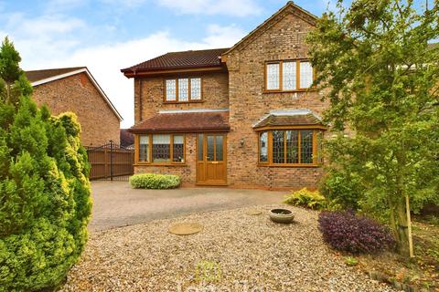 4 bedroom detached house for sale, Cheltenham Way, Cleethorpes DN35