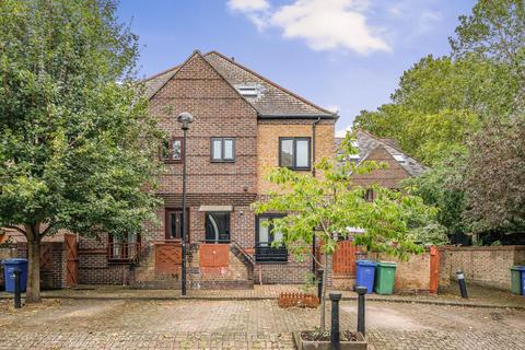 3 bedroom terraced house for sale, Cunard Walk, Surrey Quays