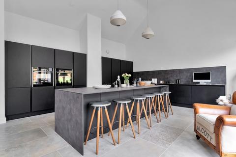 4 bedroom barn conversion for sale, Bradgate Hill, Leicester LE6