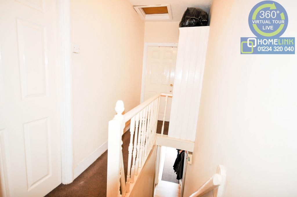 To Let 3 Bedroom  MK40 4 LE 08