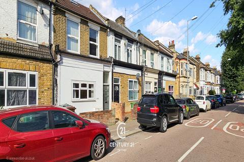 2 bedroom flat for sale, Francis Road, London E10 6PP