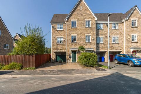 3 bedroom townhouse for sale, Canalside Close, Mossley, Ashton-Under-Lyne