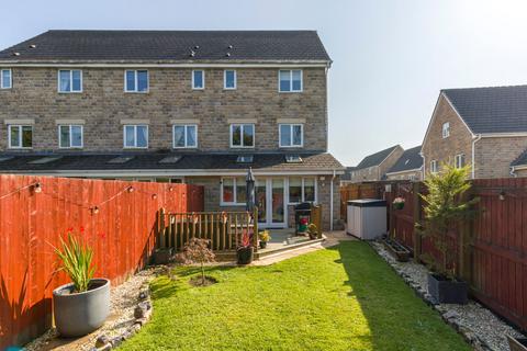 3 bedroom townhouse for sale, Canalside Close, Mossley, Ashton-Under-Lyne