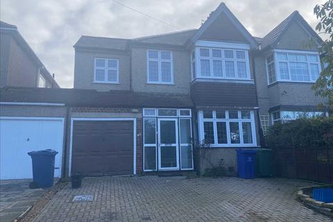 3 bedroom semi-detached house to rent, Weald Rise, Harrow