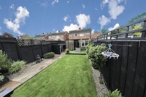 3 bedroom terraced house for sale, North Road, Hull