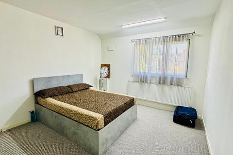 276 North Hyde Lane, Southall, UB2 5TG