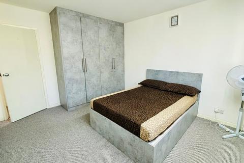276 North Hyde Lane, Southall, UB2 5TG