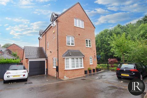 4 bedroom detached house for sale, Woodbury Walk, Rugeley WS15