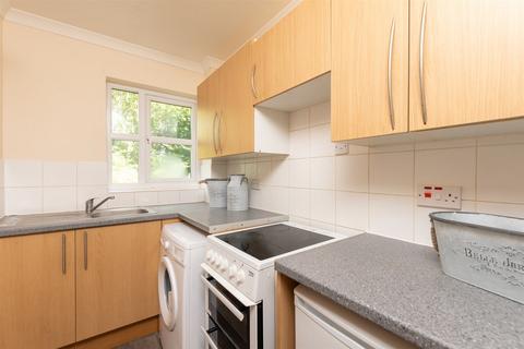 1 bedroom ground floor maisonette for sale, Cooper Close, Greenhithe, Kent