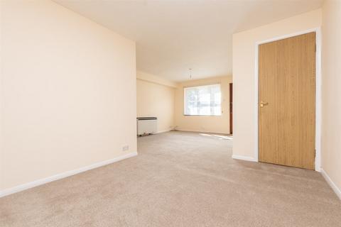 1 bedroom ground floor maisonette for sale, Cooper Close, Greenhithe, Kent