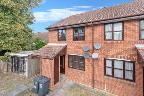 1 bedroom ground floor maisonette for sale, Cooper Close, Greenhithe, Kent