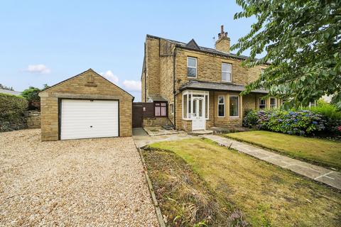 4 bedroom semi-detached house for sale, Alexandra Road, Pudsey, West Yorkshire, LS28