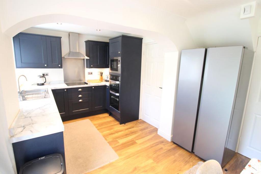 Open plan kitchen.jpg
