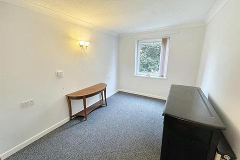 1 bedroom flat for sale, Upper Holland Road, Sutton Coldfield