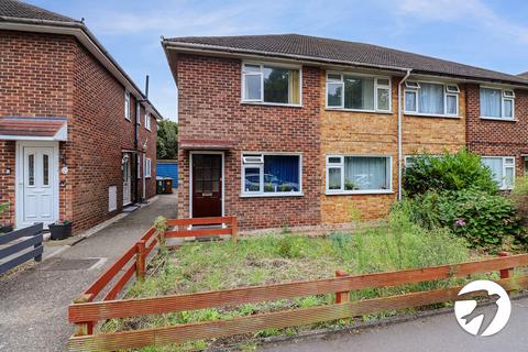 2 bedroom maisonette for sale, Walden Close, Belvedere, DA17