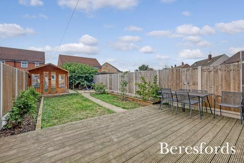 34 Fulbrook Lane, South Ockendon, RM15 5JY