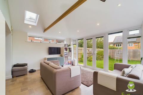 13 Gloucester Drive, Basingstoke, RG22 4PH