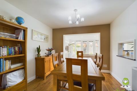 13 Gloucester Drive, Basingstoke, RG22 4PH
