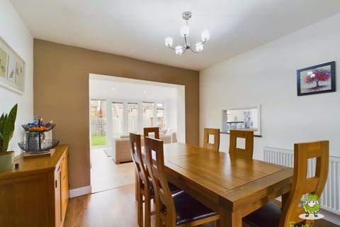 13 Gloucester Drive, Basingstoke, RG22 4PH