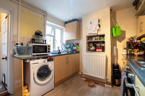 2 bedroom terraced house for sale, Williams Walk, Colchester CO1