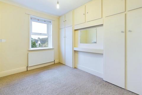 51 Ashfurlong Road, Dore, Sheffield, S17 3NL