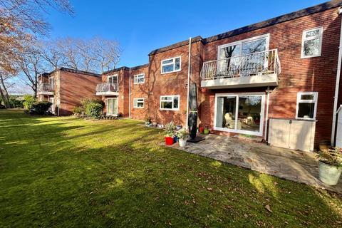 2 bedroom apartment for sale, Beaufoys Avenue, Ferndown