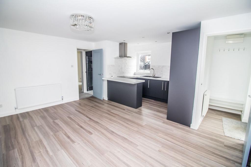 Lounge / Kitchen.