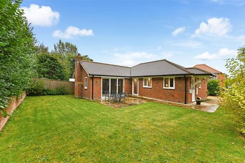 3 bedroom detached bungalow for sale, Tadburn Road, Romsey, Hampshire