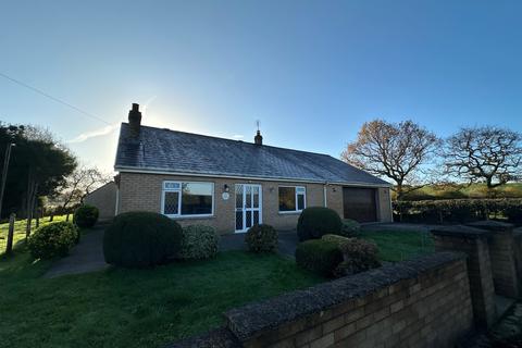 3 bedroom detached bungalow to rent, Castell Ddu Road, Pontarddulais SA4