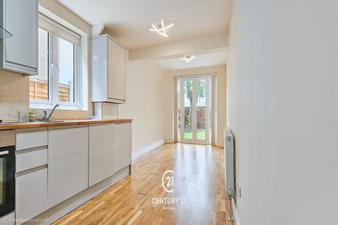 2 bedroom flat for sale, Francis Road, London E10 6PP