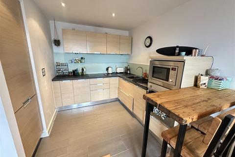 1 bedroom apartment for sale, Barton Place, Green Quarter, Manchester